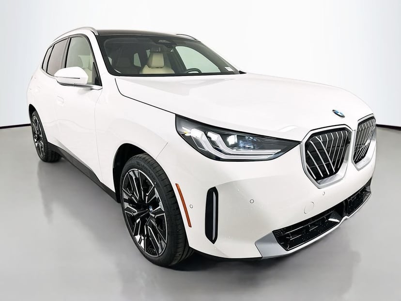 2026 BMW X3 - Image 3