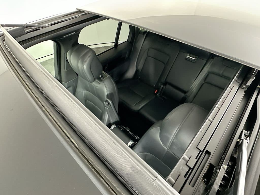 2018 Land Rover Range Rover - Image 22