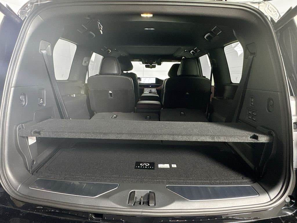 2026 INFINITI QX80 - Image 32
