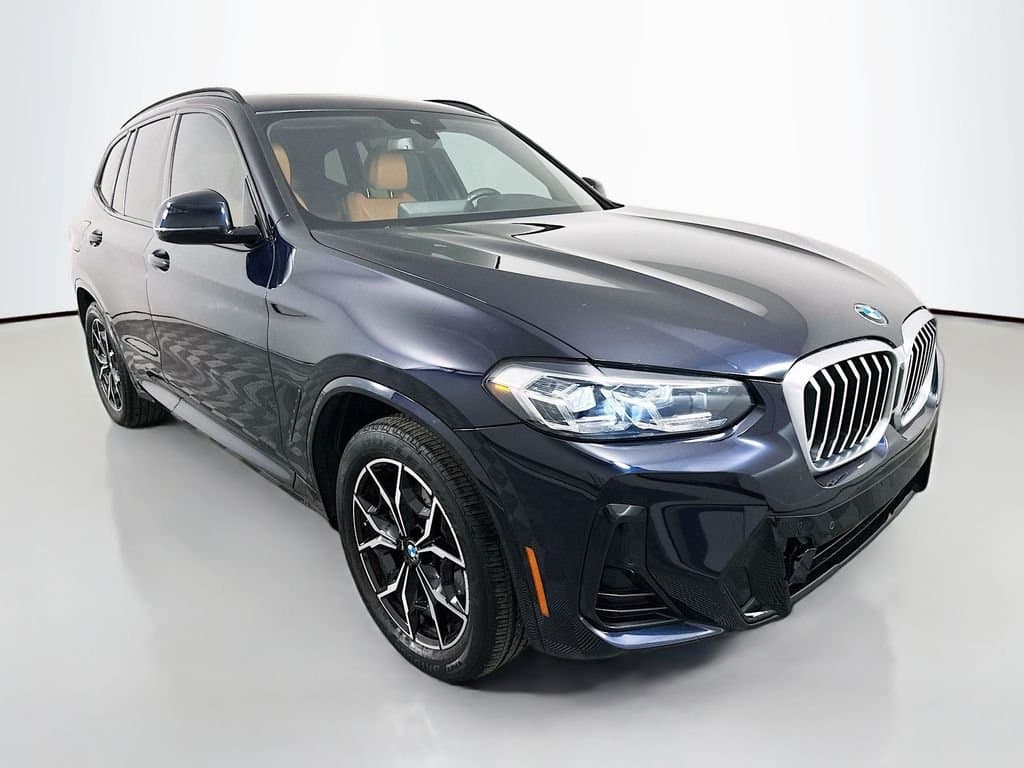 2023 BMW X3 - Image 3