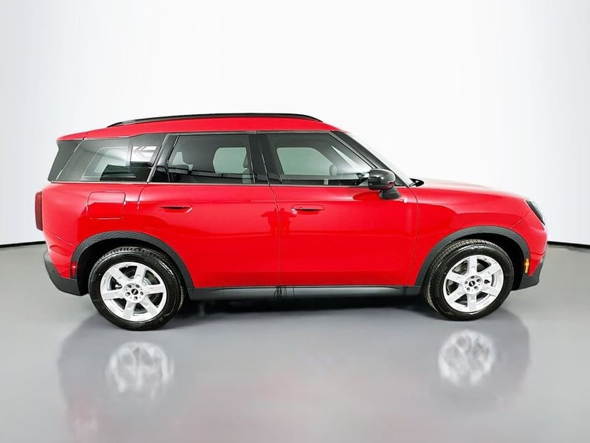 2027 MINI Countryman - Image 3