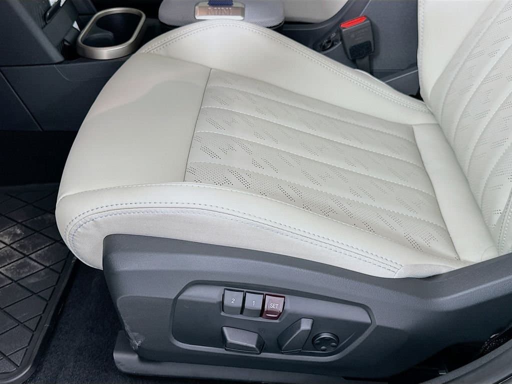 2026 MINI COOPER - Image 21