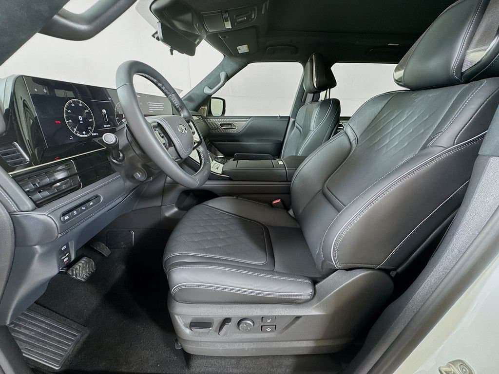 2026 INFINITI QX80 - Image 25