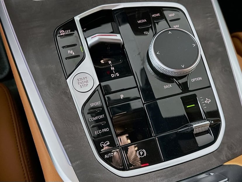 2026 BMW X7 - Image 15
