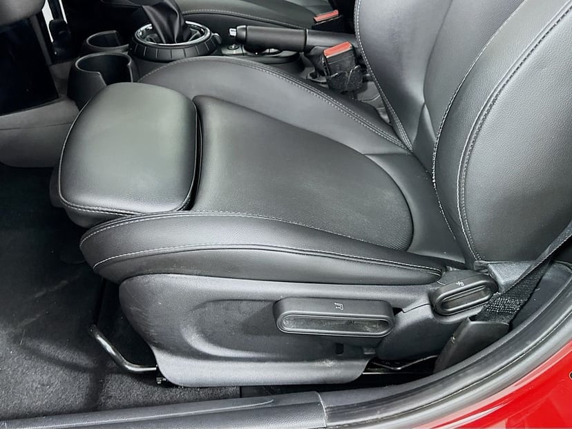 2015 MINI Cooper S - Image 18
