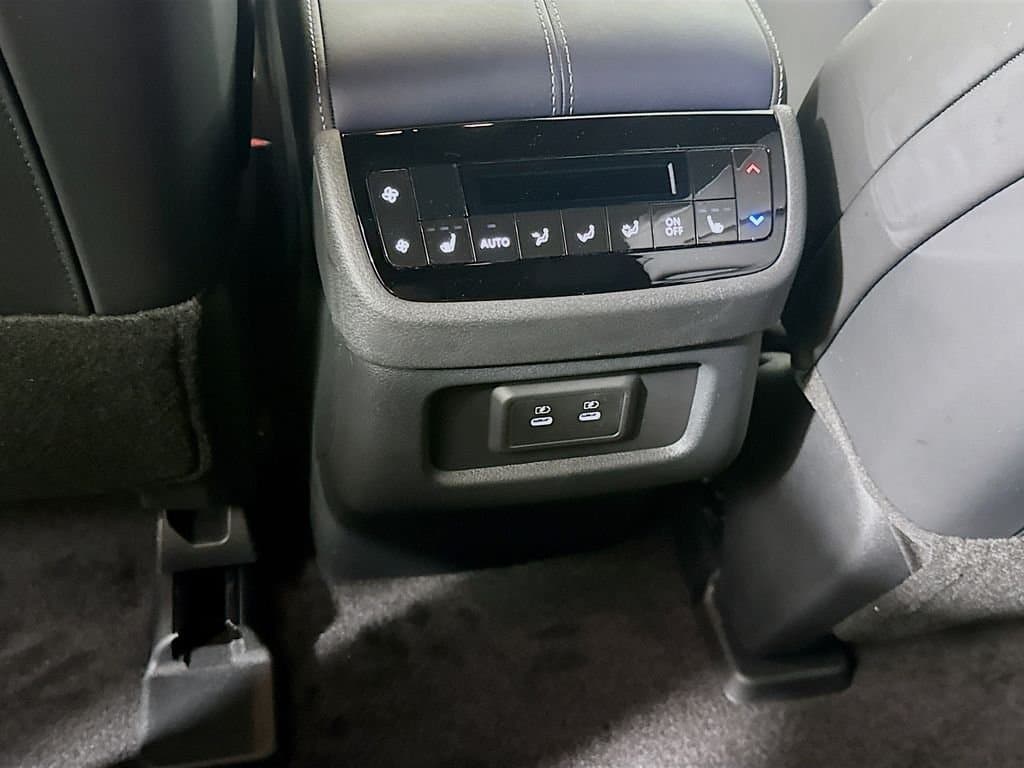 2026 INFINITI QX60 - Image 31