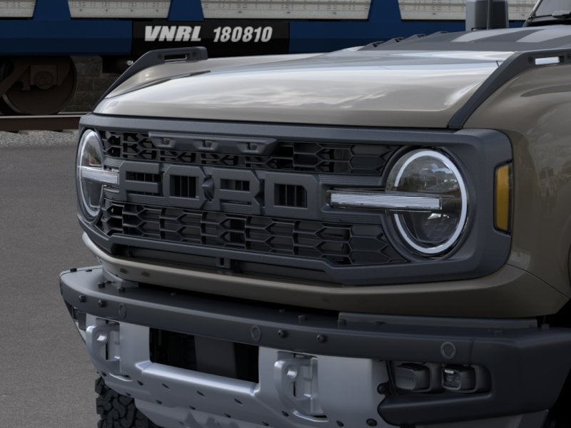 2026 Ford Bronco - Image 32
