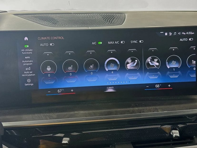 2023 BMW X7 - Image 19