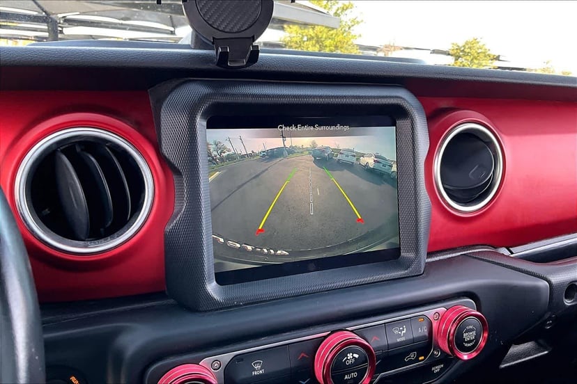 2020 Jeep Wrangler - Image 27