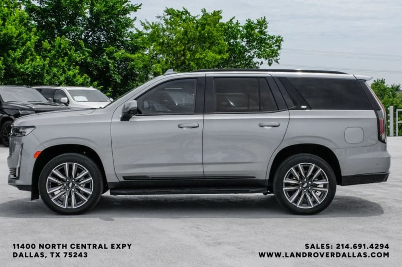 2023 Cadillac Escalade - Image 13