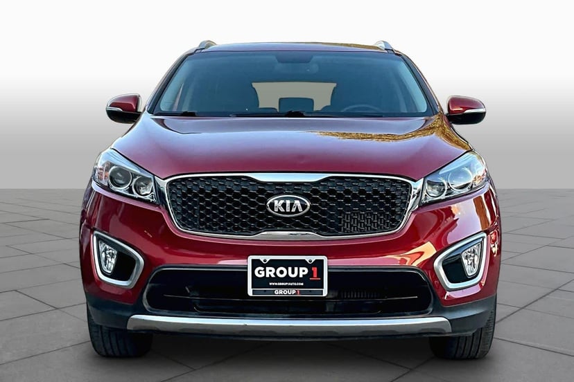 2017 Kia Sorento - Image 4