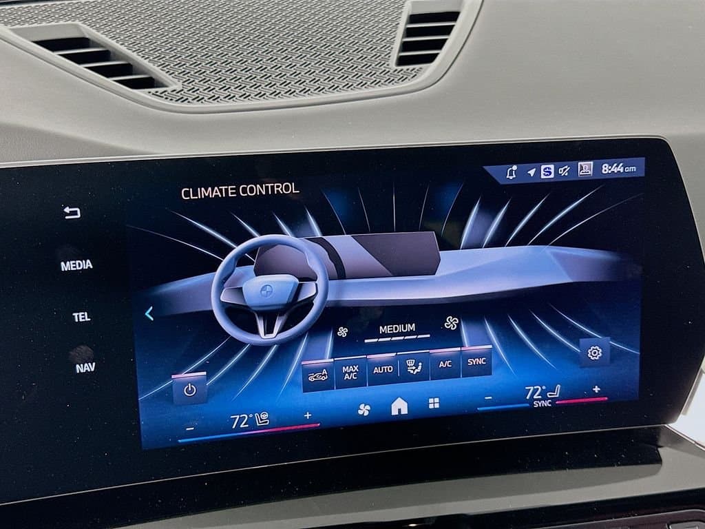 2025 BMW X1 - Image 14