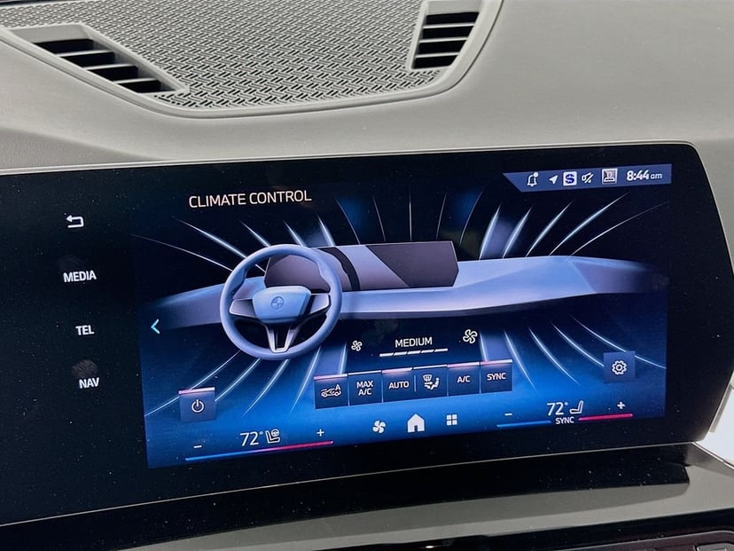 2025 BMW X1 - Image 14