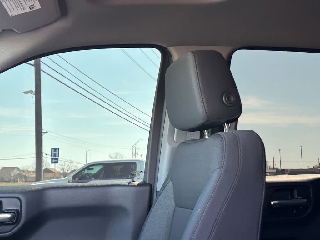 2026 Chevrolet Silverado 1500 - Image 14