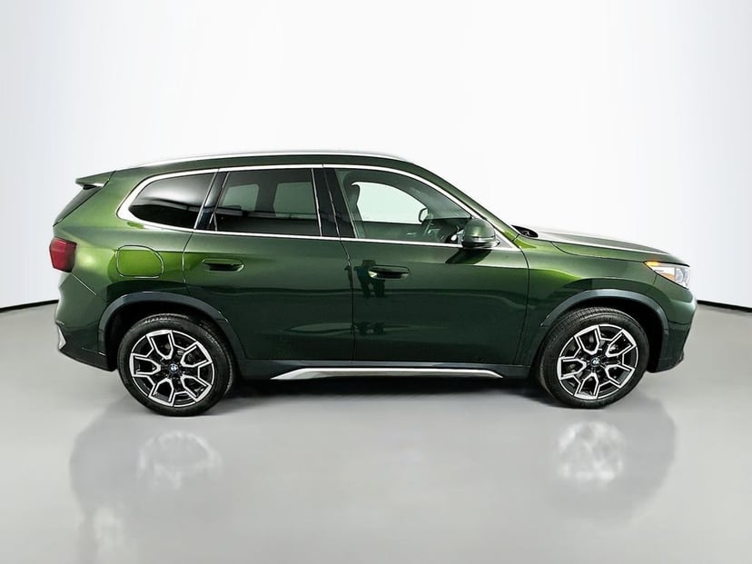 2025 BMW X1 - Image 4