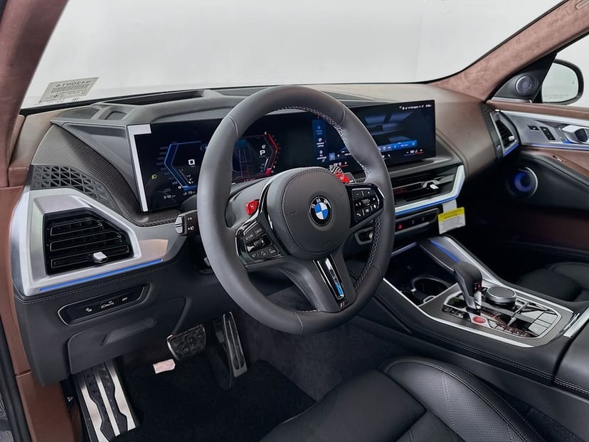 2026 BMW XM - Image 9