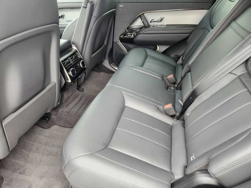 2024 Land Rover Range Rover Sport - Image 29