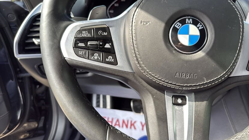 2020 BMW 8 Series - Image 17