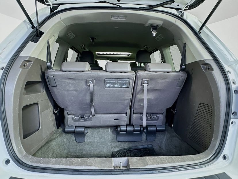 2015 Honda Odyssey - Image 32