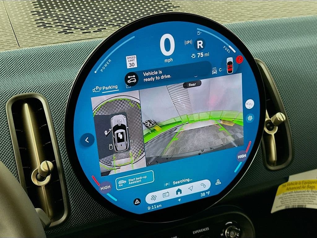 2025 MINI Cooper S Countryman - Image 13