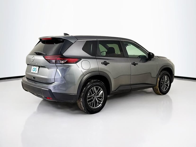 2024 Nissan Rogue - Image 7
