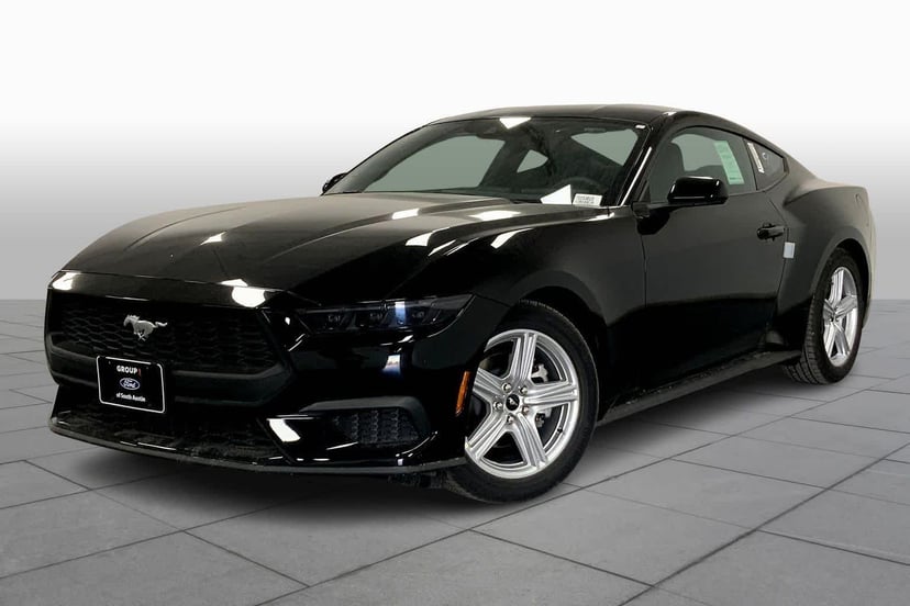 2026 Ford Mustang - Image 22
