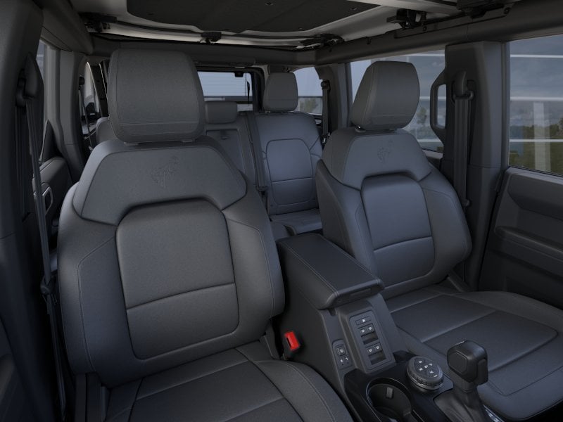2026 Ford Bronco - Image 23