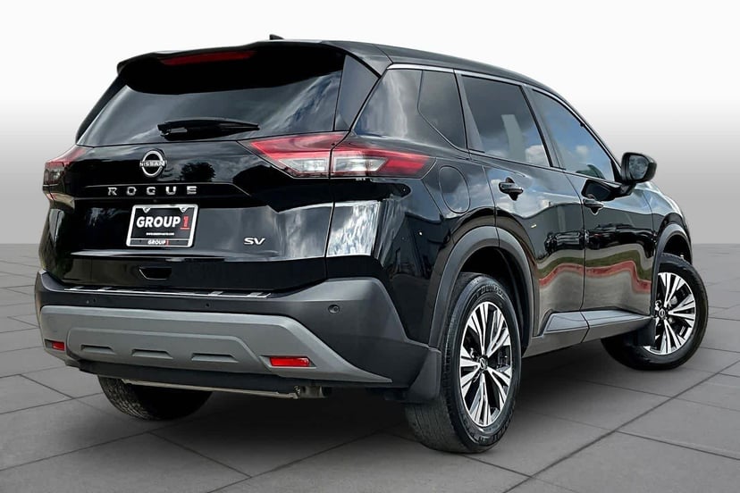 2023 Nissan Rogue - Image 13