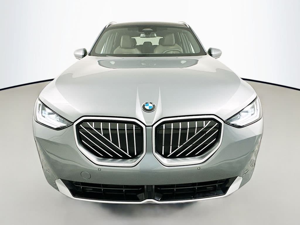 2025 BMW X3 - Image 2