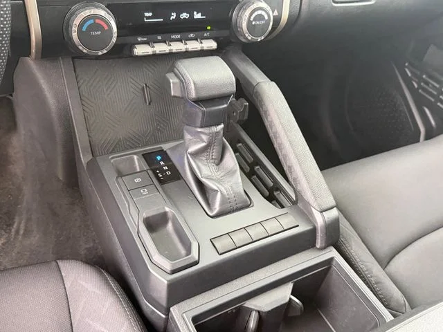 2024 Toyota Tacoma - Image 21