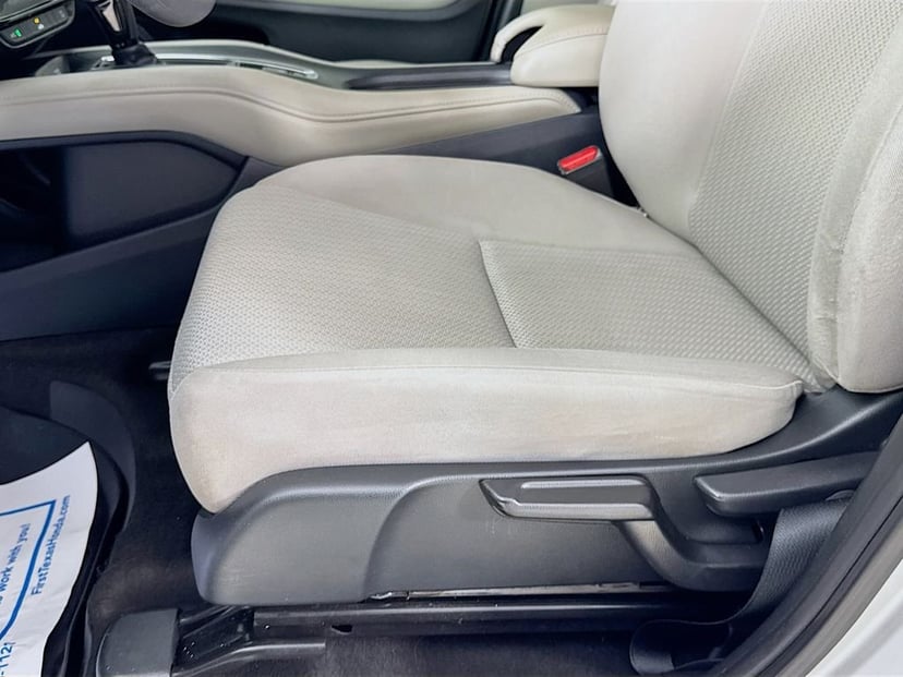 2016 Honda HR-V - Image 23