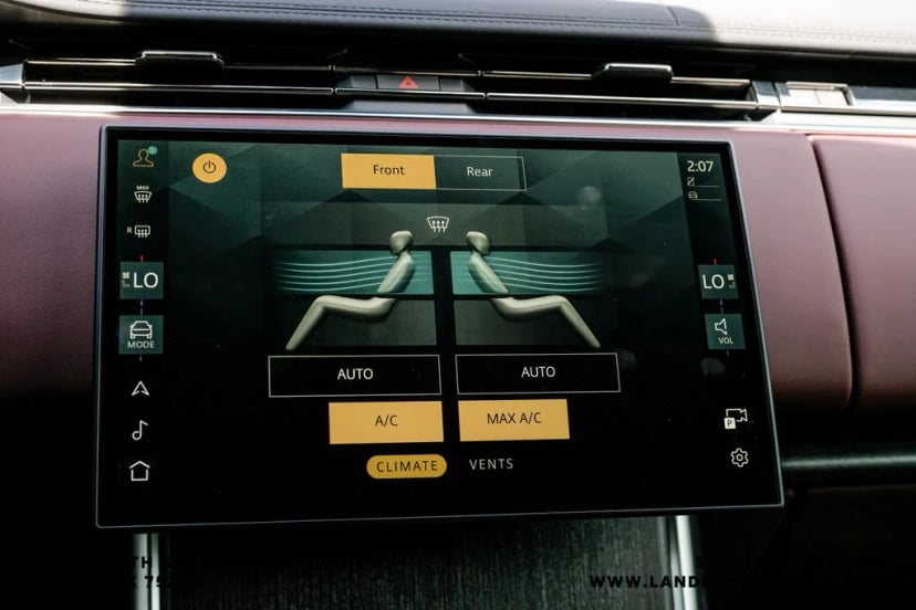2026 Land Rover Range Rover - Image 31