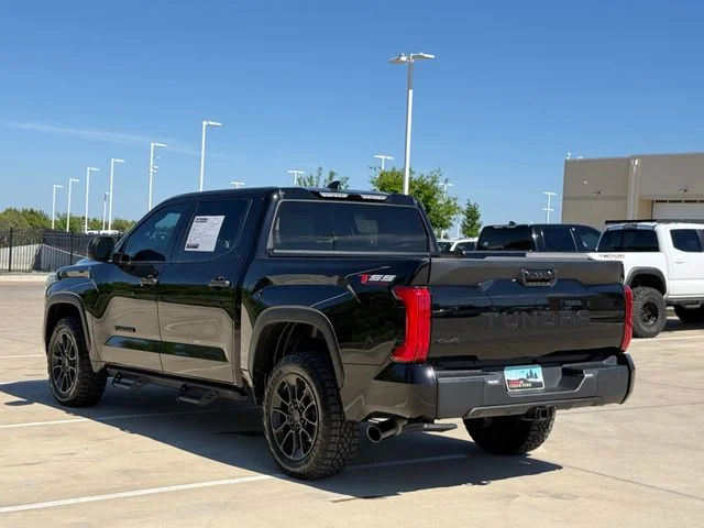2023 Toyota Tundra - Image 6