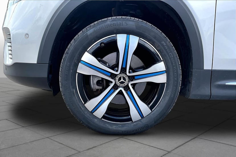 2023 Mercedes-Benz EQB 300 - Image 10
