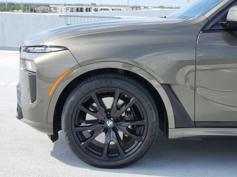 2024 BMW X7 xDrive40i - Image 9