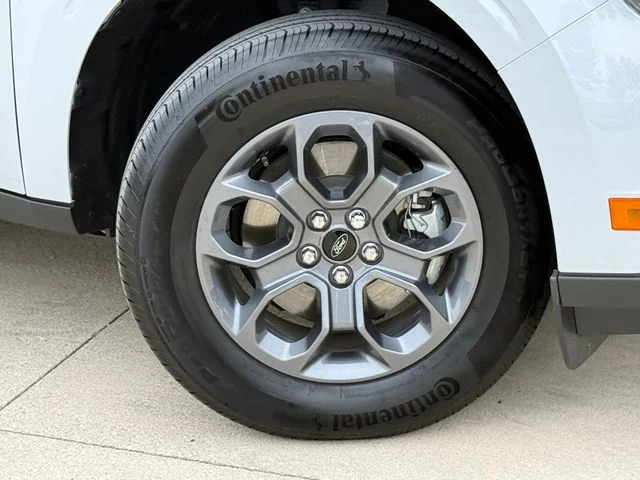 2025 Ford Maverick - Image 2