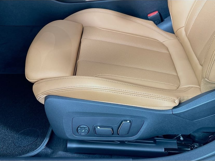 2026 BMW i4 - Image 21