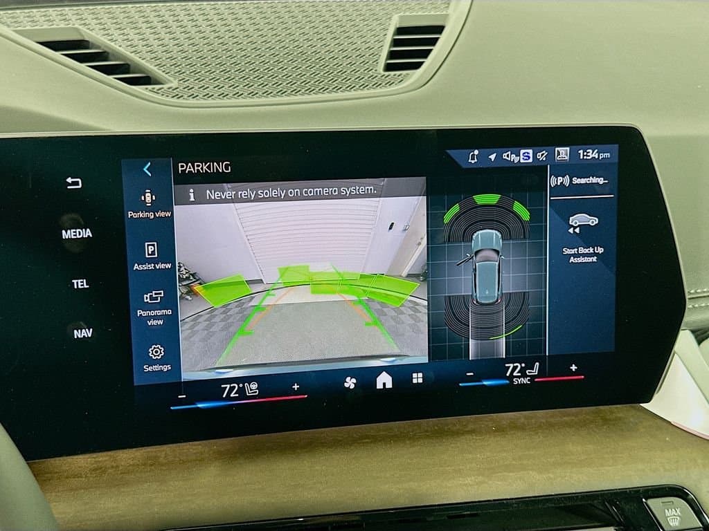 2025 BMW X1 - Image 13