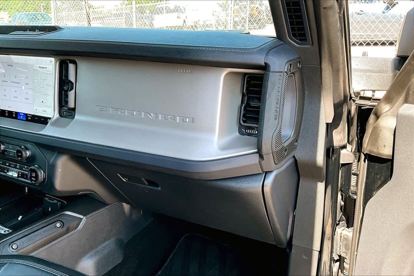 2025 Ford Bronco - Image 19
