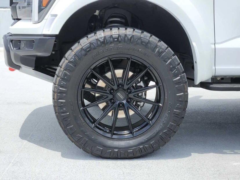 2024 Ford F-150 - Image 10