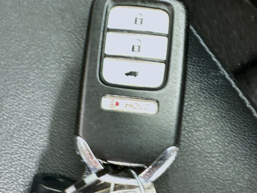 2016 Honda HR-V - Image 40