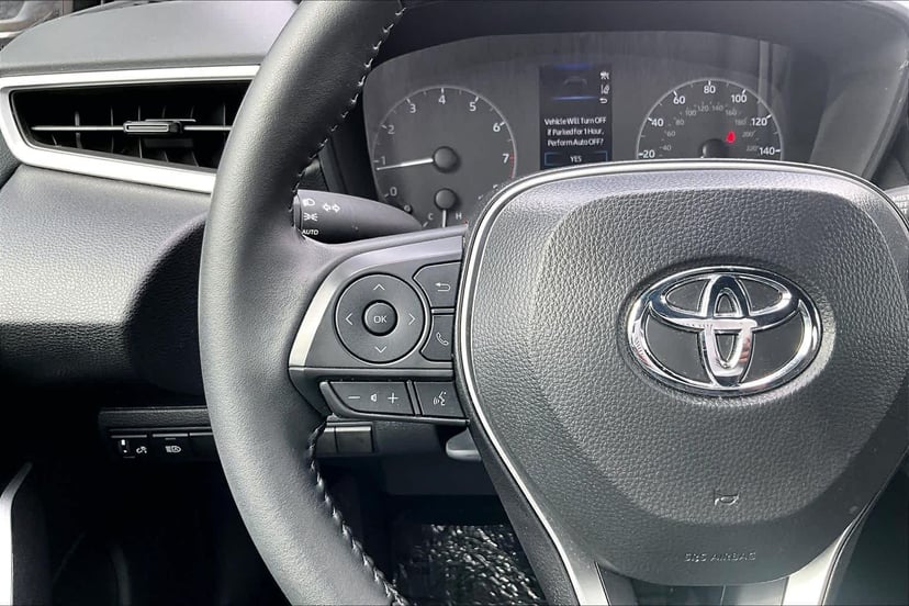 2025 Toyota Corolla - Image 23