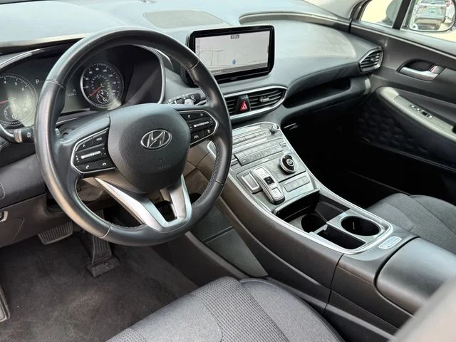 2023 Hyundai Santa Fe - Image 9