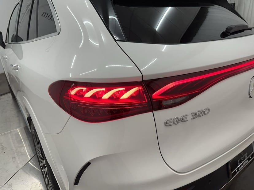2026 Mercedes-Benz EQE - Image 29