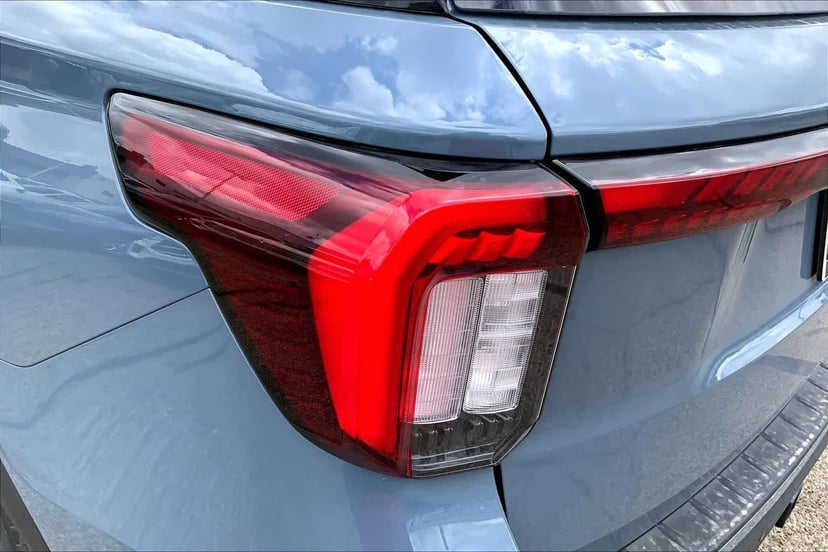 2026 Ford Explorer - Image 14