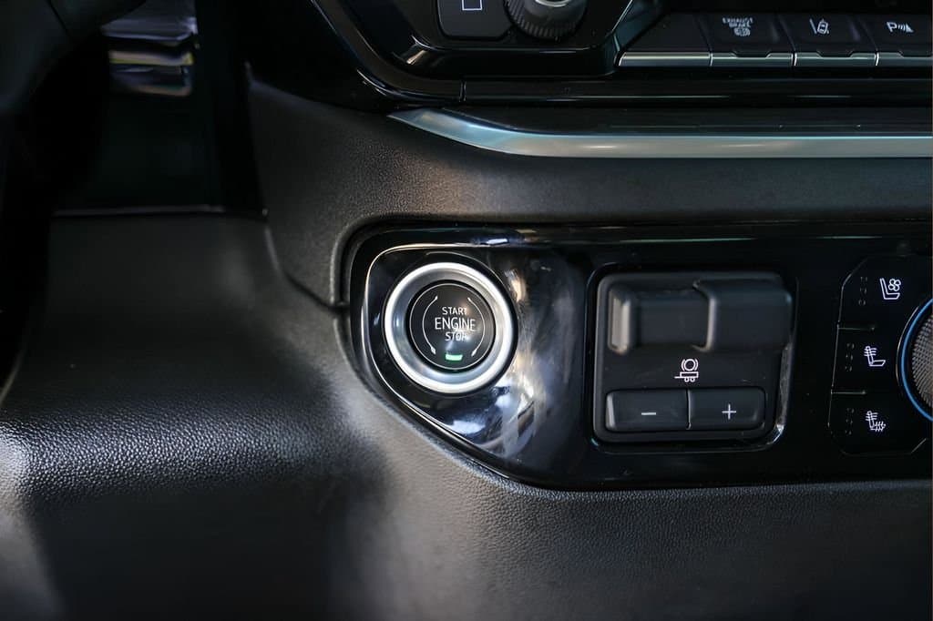 2024 Chevrolet Silverado 2500HD - Image 17