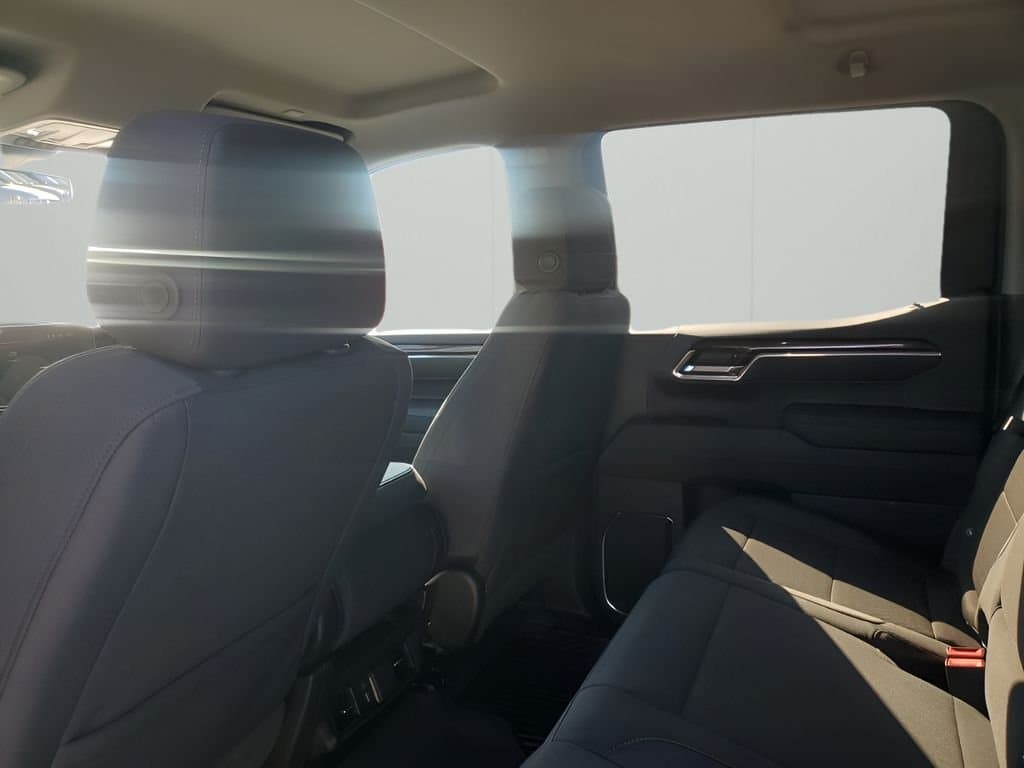 2026 GMC Sierra 1500 - Image 16