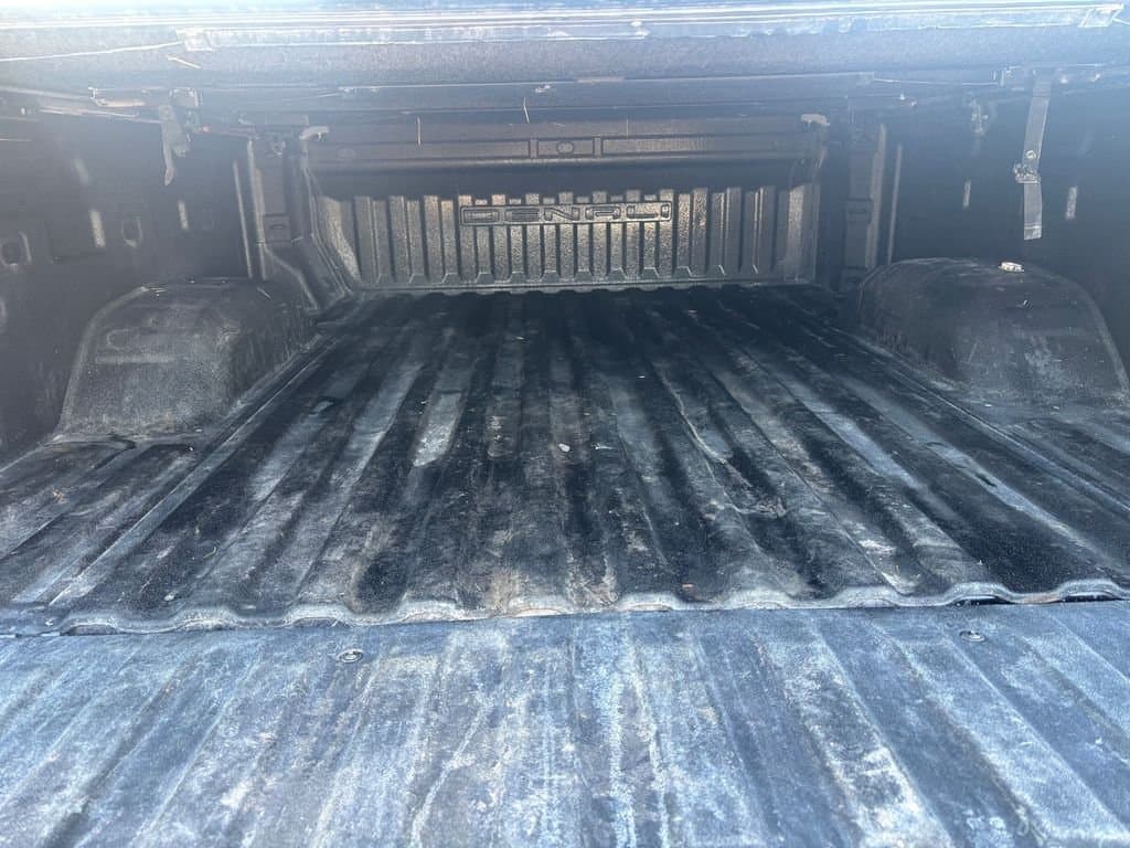 2023 GMC Sierra 2500HD - Image 27