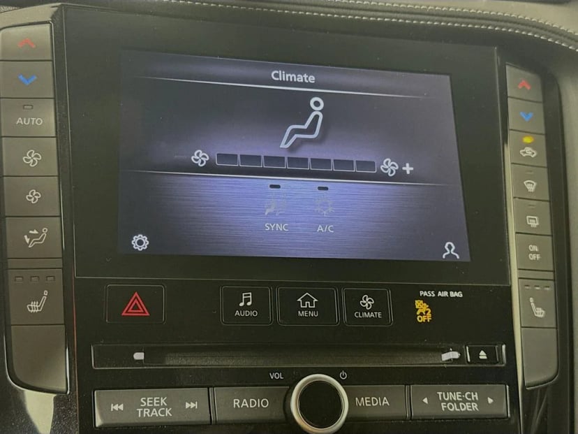 2022 INFINITI QX55 - Image 19