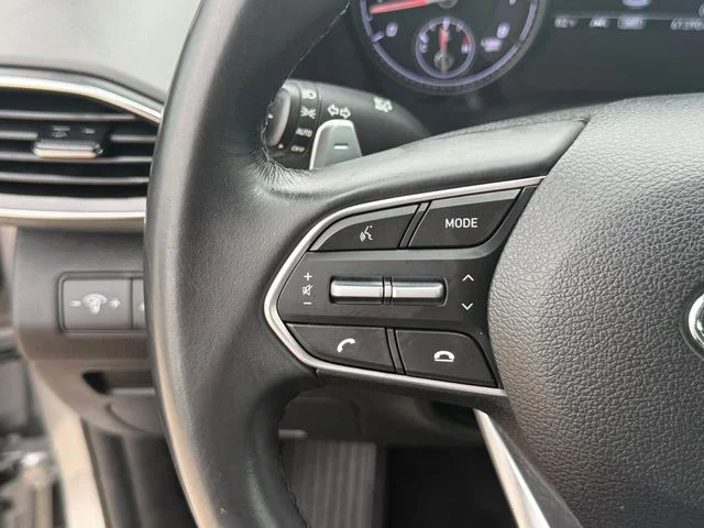2023 Hyundai Santa Fe - Image 17
